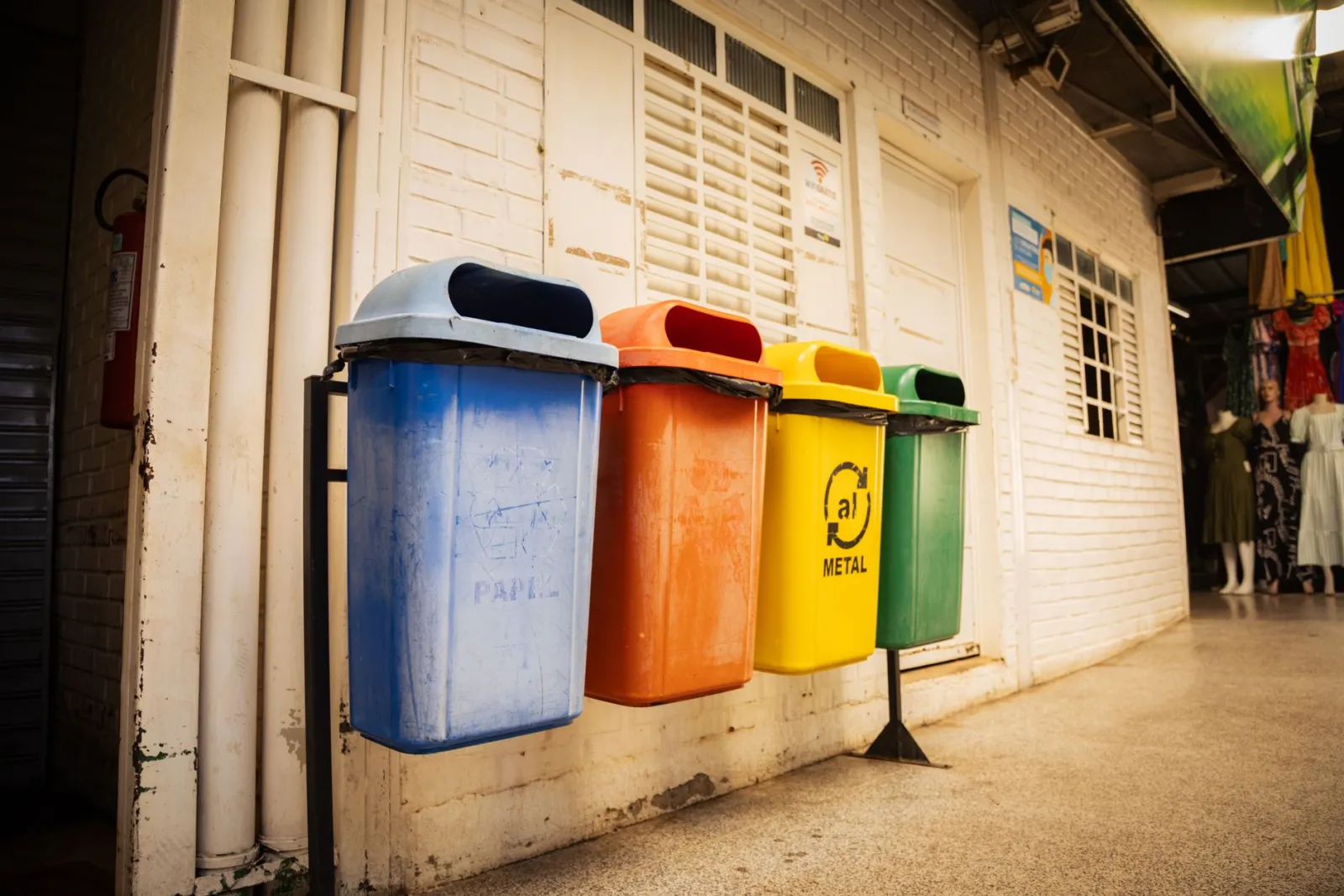 balcony compost bin