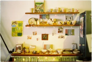 wall shelf interior